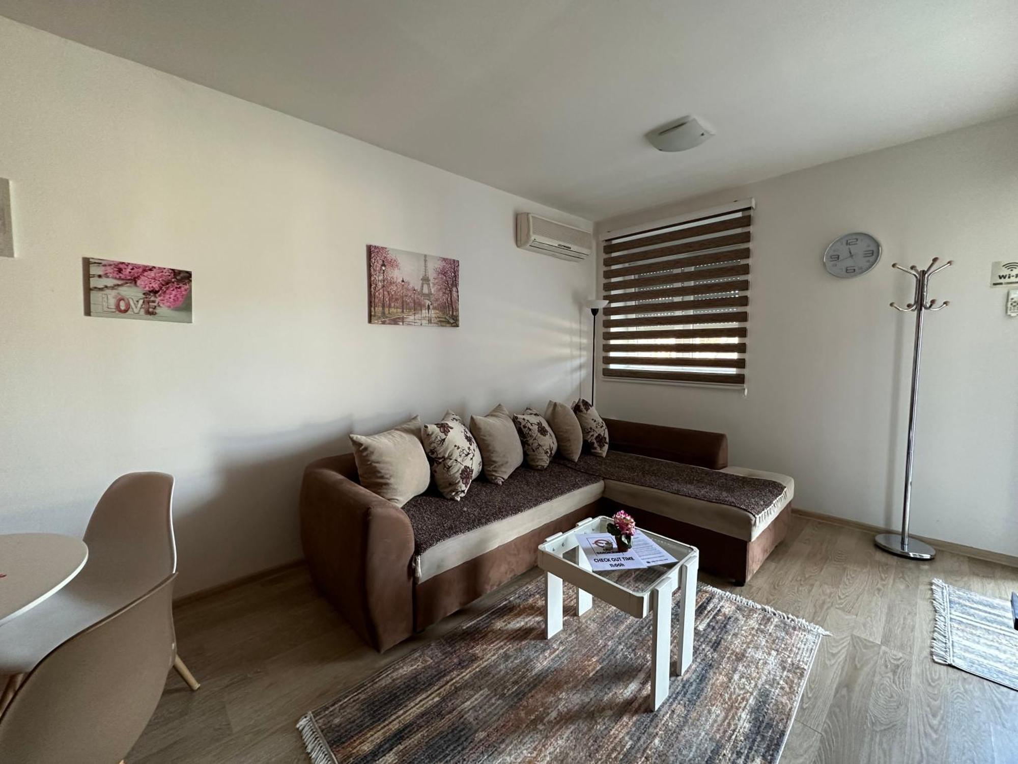 Apartmani Vucinic Cetinje Exteriör bild